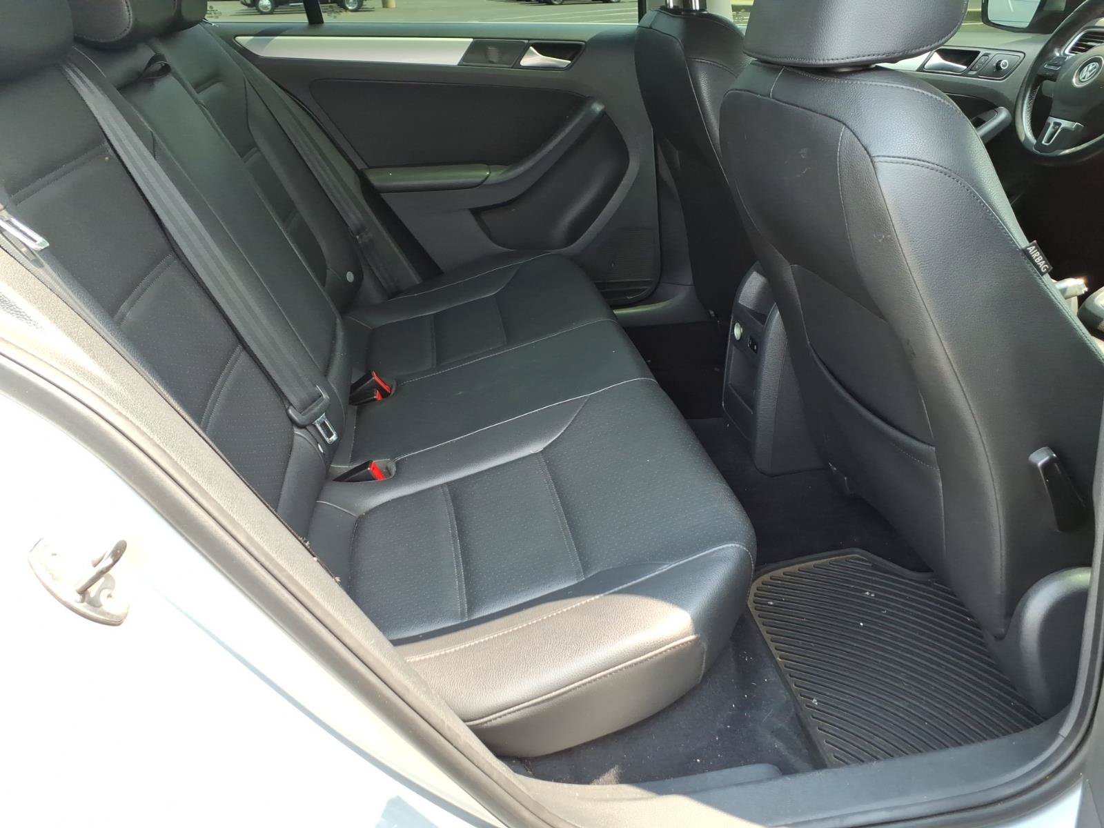 Used 2014 Volkswagen Jetta SE FWD image 22