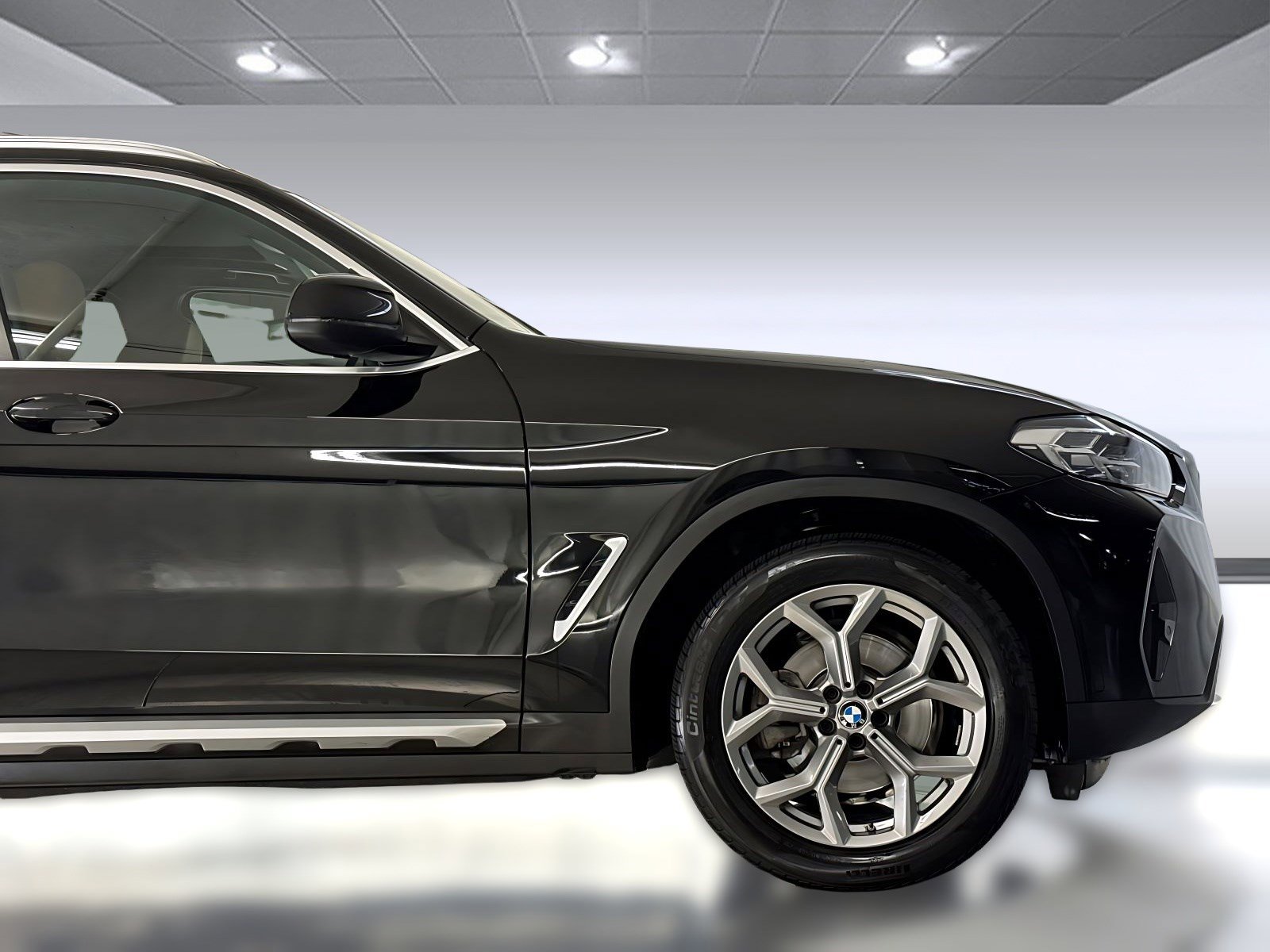Used 2024 BMW X3 sDrive30i w/ Premium Package RWD image 35