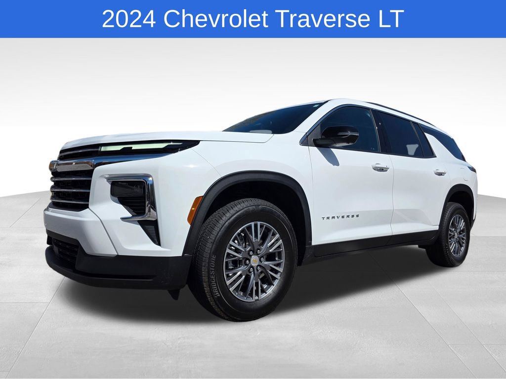 Used 2024 Chevrolet Traverse LT image 10