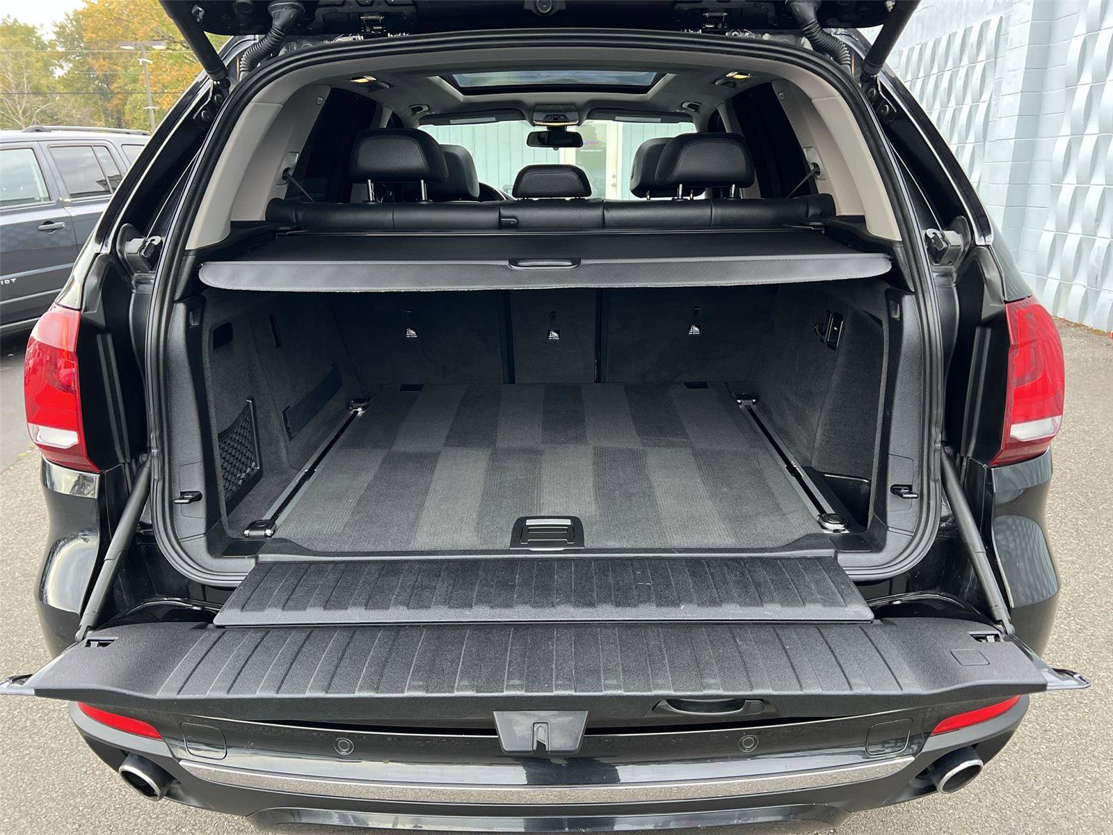 Used 2015 BMW X5 xDrive35i w/ Premium Package image 27