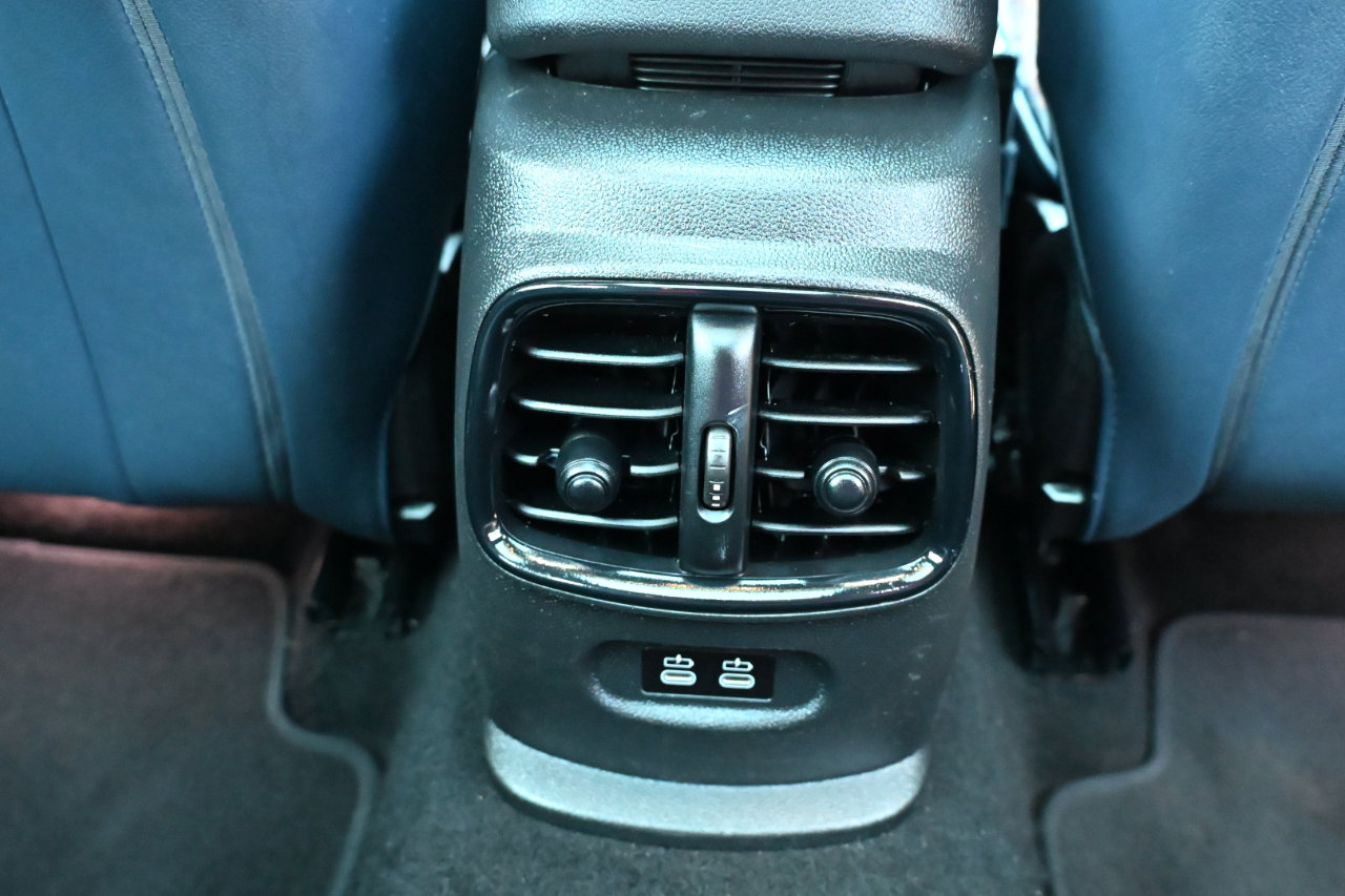 Used 2023 MINI Cooper Clubman John Cooper Works image 45