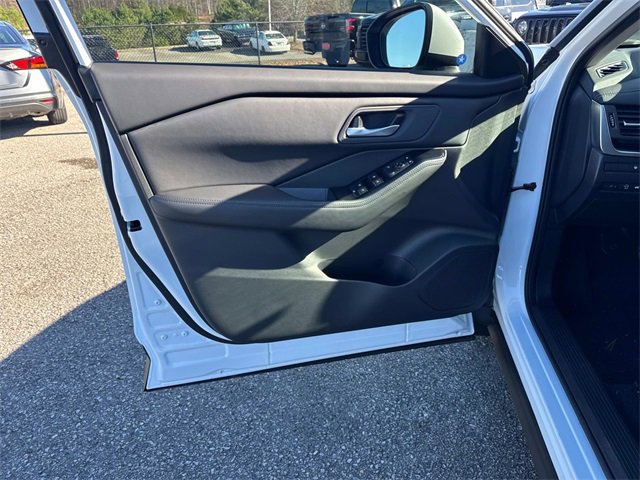 New 2026 Nissan Rogue SV w/ Cold Weather Package image 21