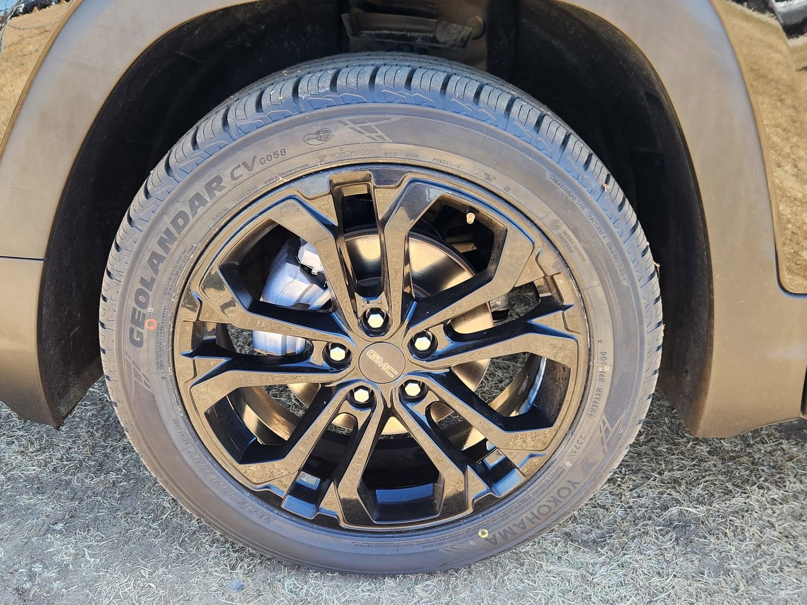 Used 2022 GMC Terrain SLE w/ Driver Convenience Package image 18