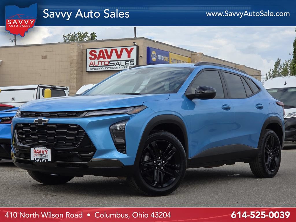 Used 2025 Chevrolet Trax ACTIV w/ Sunroof Package