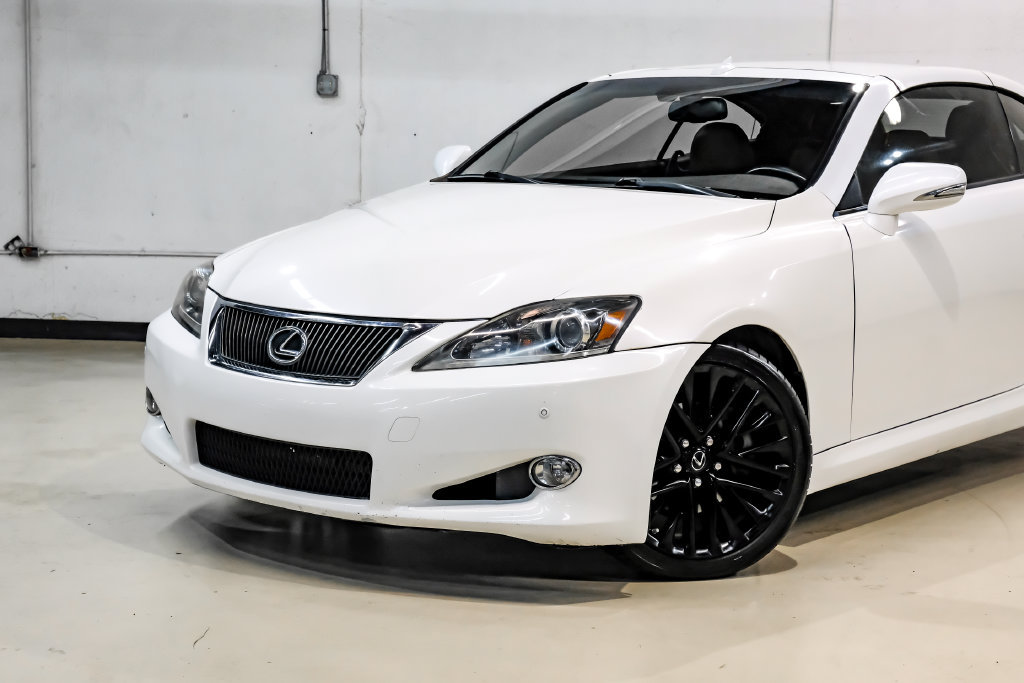 Used 2013 Lexus IS 250C w/ Luxury Pkg RWD image 6