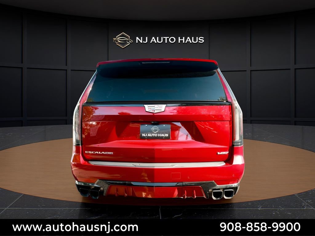 Used 2023 Cadillac Escalade ESV V AWD/4WD image 12