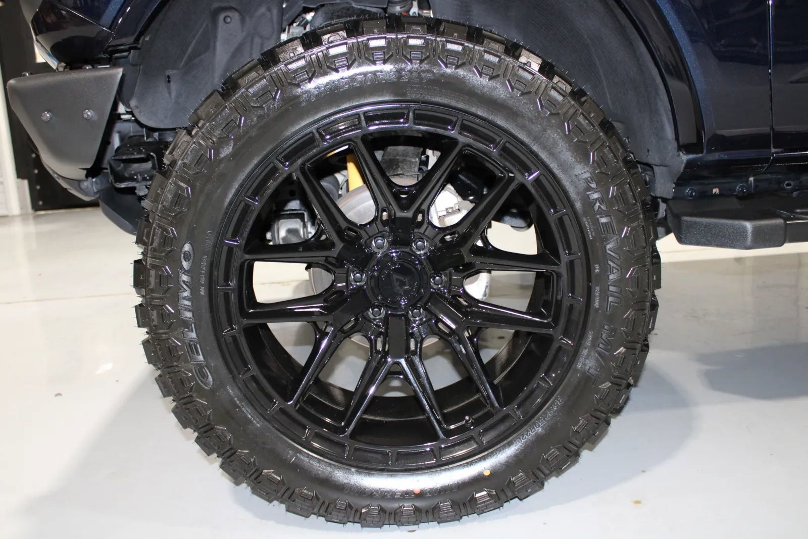 Used 2021 Ford Bronco Black Diamond w/ Sasquatch Package AWD/4WD image 31