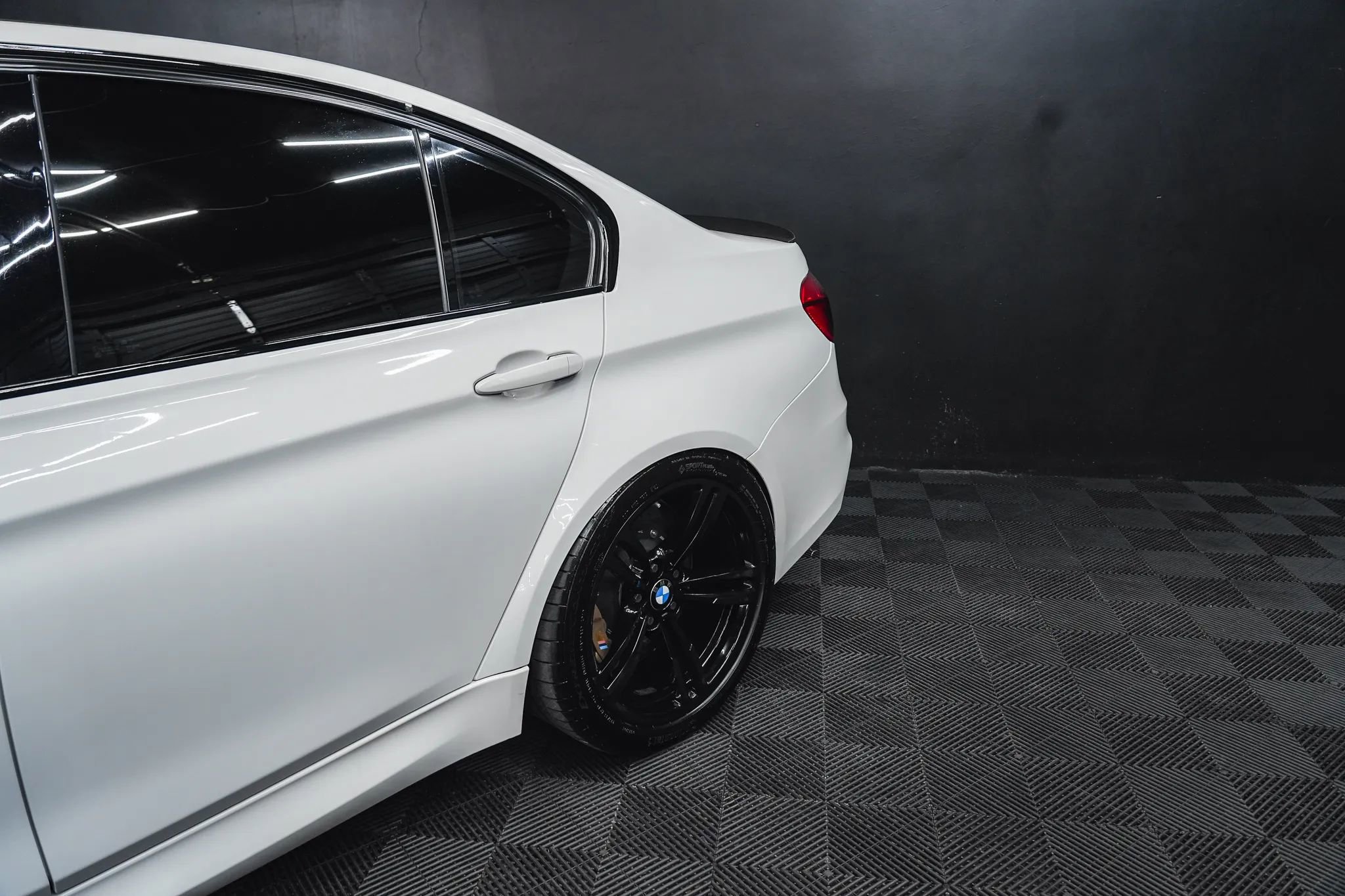 Used 2018 BMW M3 Sedan image 10