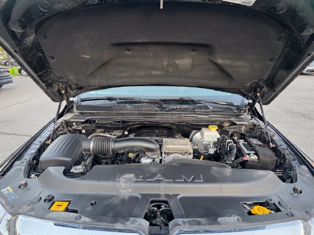 Used 2024 RAM 1500 Laramie AWD/4WD image 14