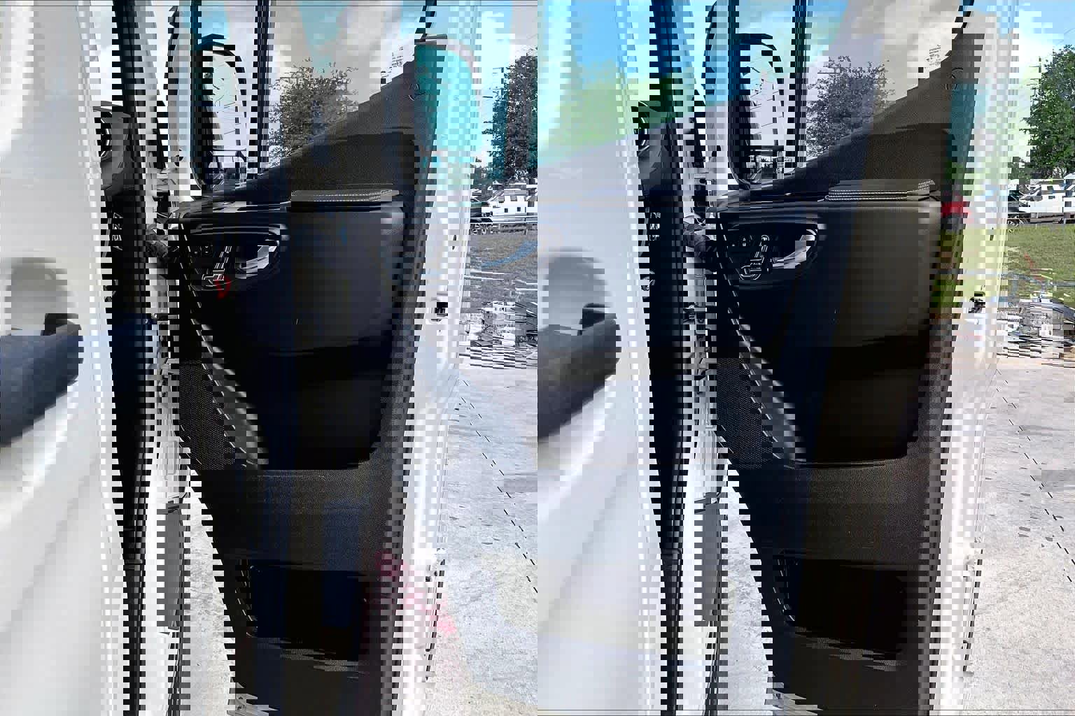 Used 2023 Mercedes-Benz Sprinter 2500 image 22