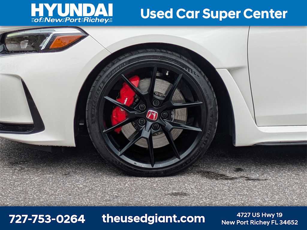 Used 2025 Honda Civic Type R image 10