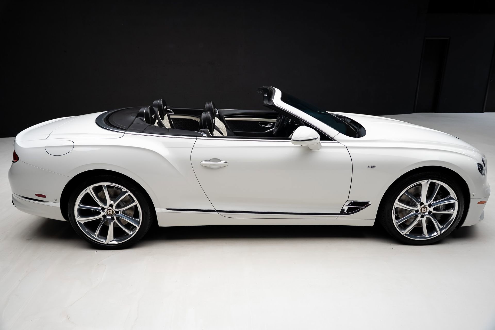 Used 2020 Bentley Continental GT image 36