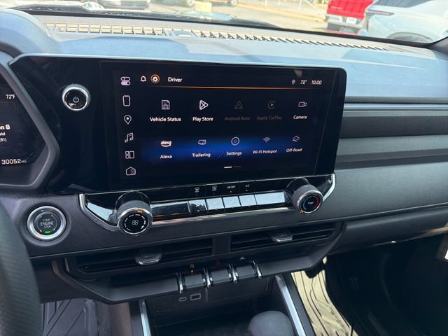Certified 2024 Chevrolet Colorado Trail Boss w/ Technology Package AWD/4WD image 17