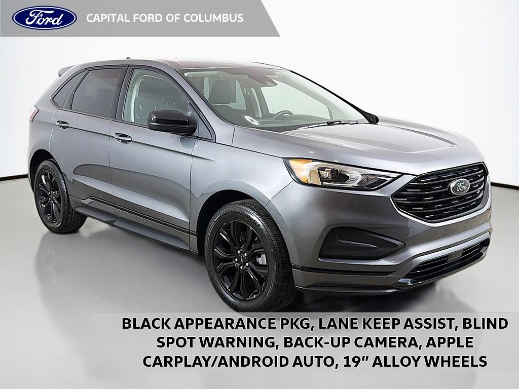 Used 2024 Ford Edge SE w/ Black Appearance Package