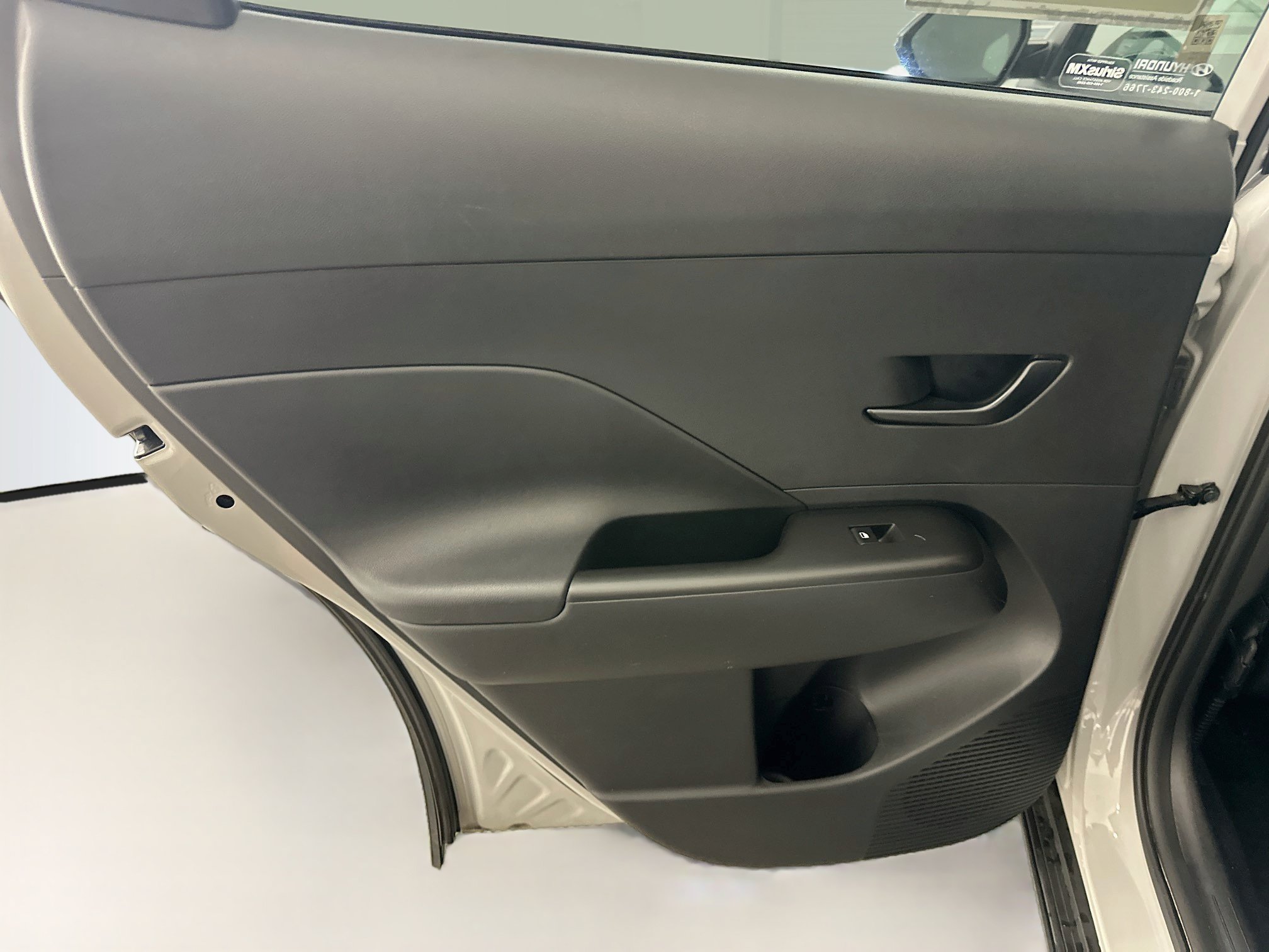 Used 2025 Hyundai Kona SEL AWD/4WD image 26