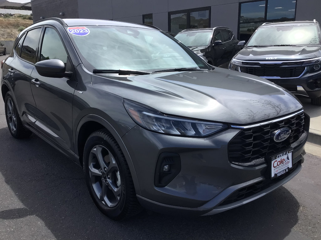 Used 2023 Ford Escape ST-Line Select w/ Tech Pack #1 AWD/4WD image 1
