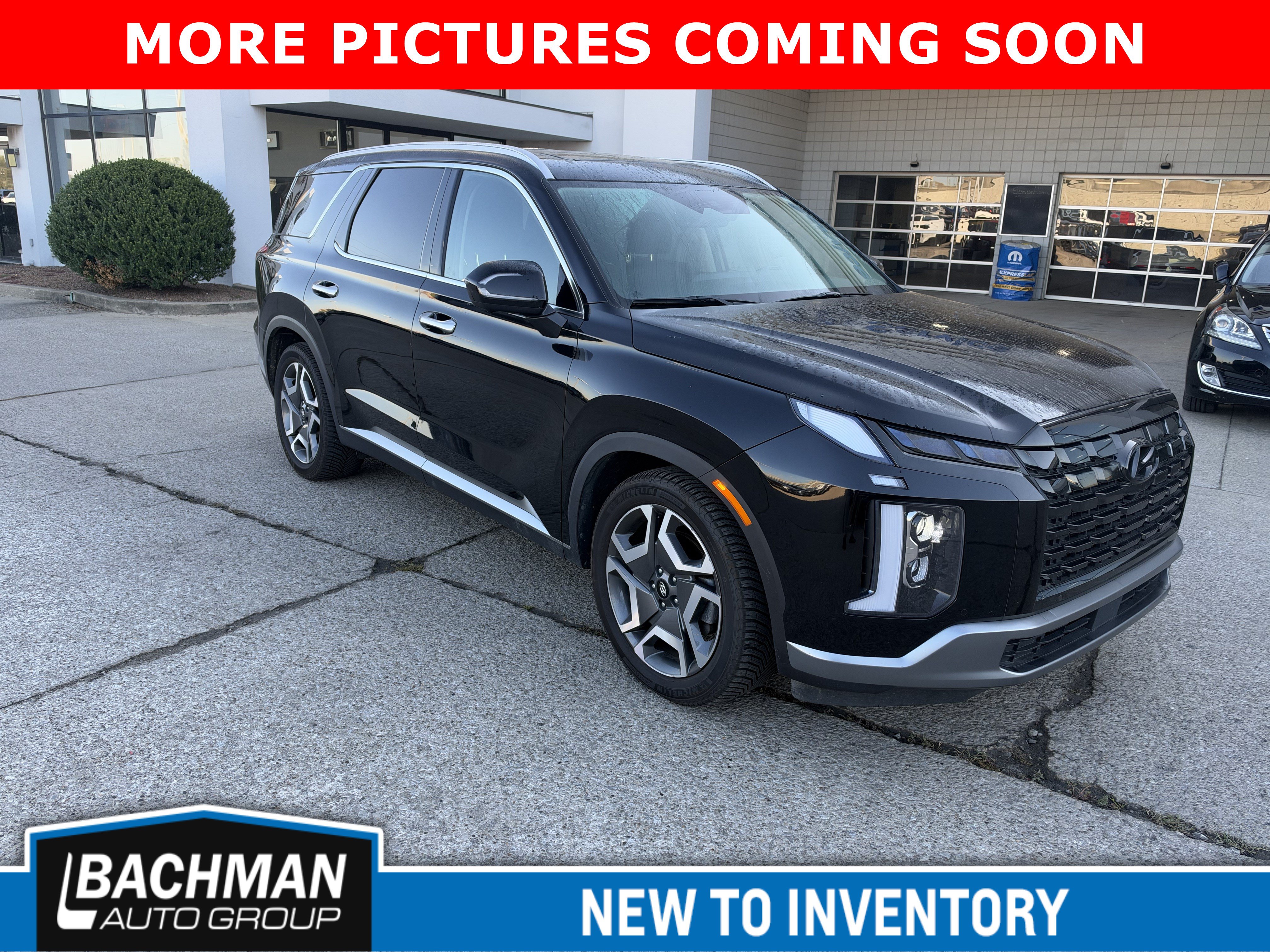 Used 2024 Hyundai Palisade SEL AWD/4WD image 2