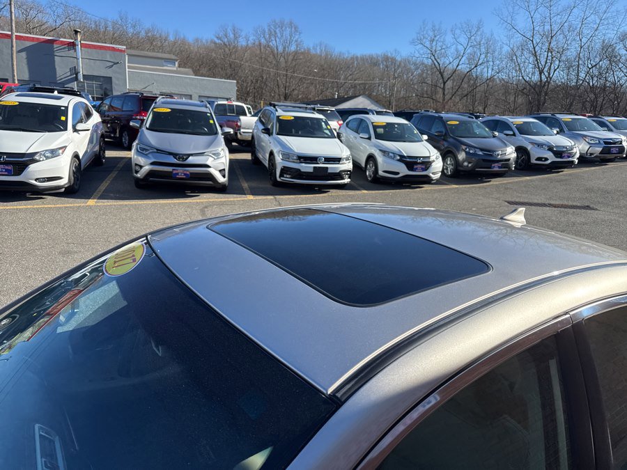 Used 2017 Subaru Legacy 2.5i Limited image 8