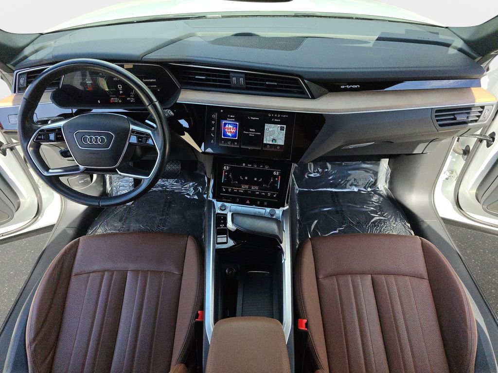 Certified 2024 Audi Q8 e-tron Premium Plus image 35