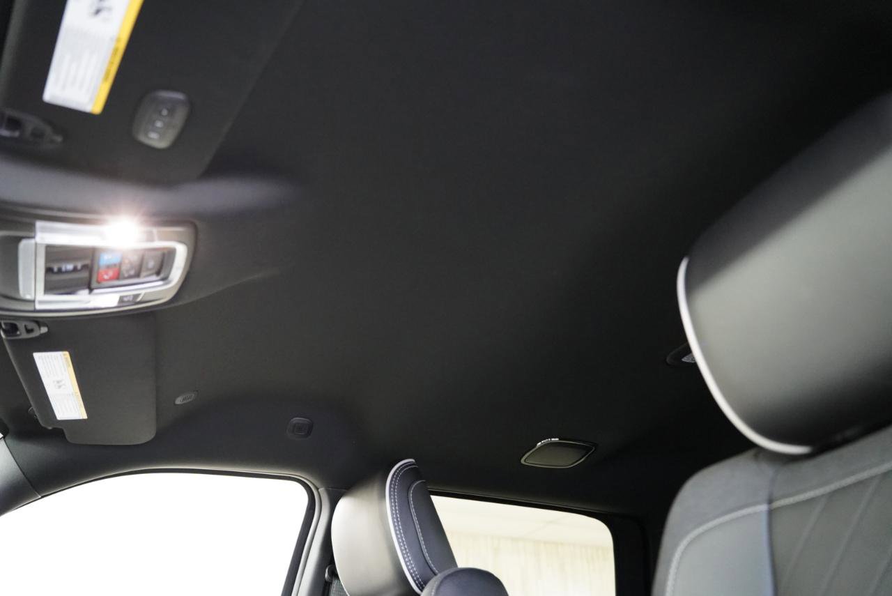 Used 2025 RAM 2500 Limited image 23