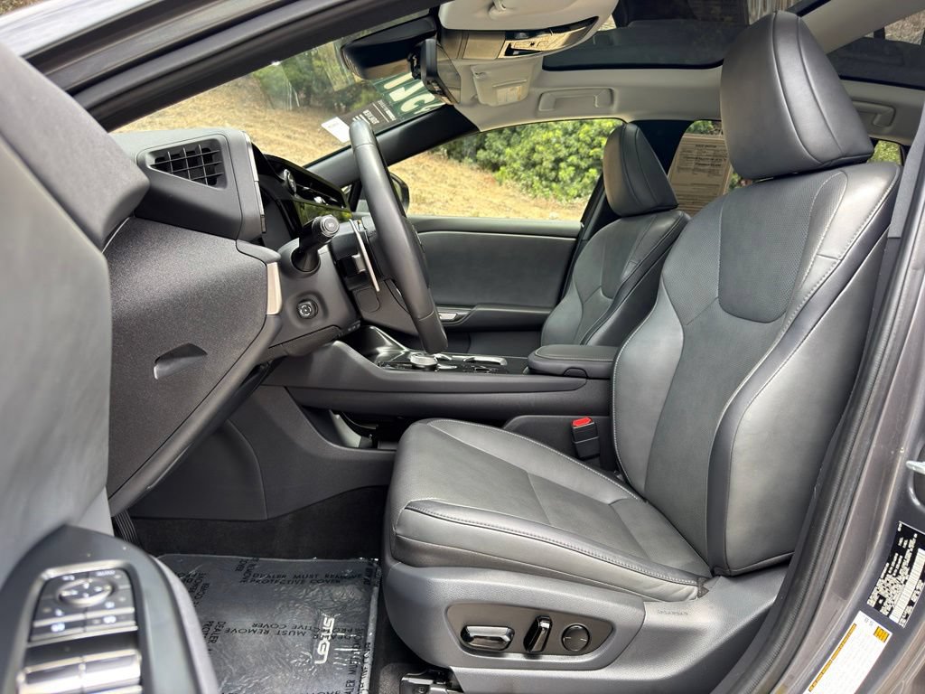 Certified 2024 Lexus RZ 300e Premium w/ Technology Package FWD image 17