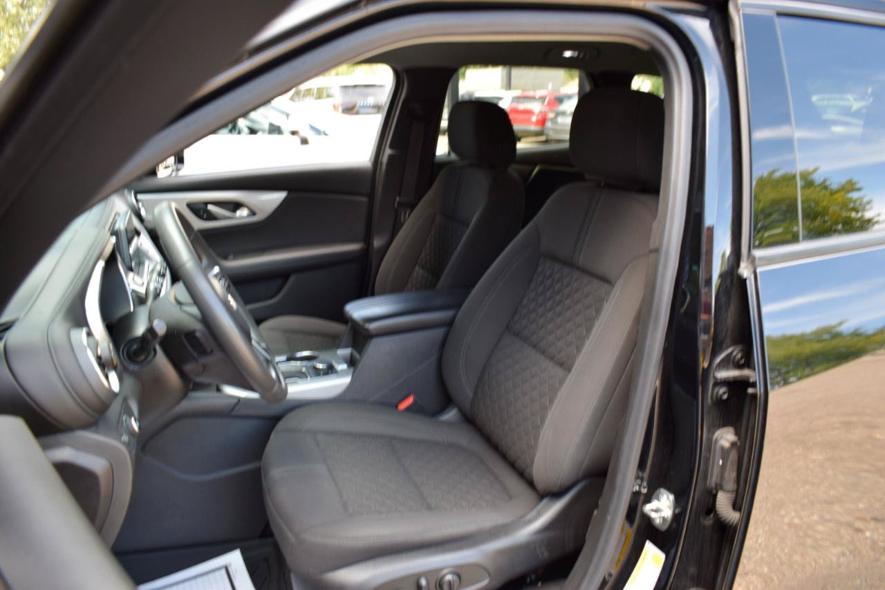 Used 2022 Chevrolet Blazer LT FWD image 34