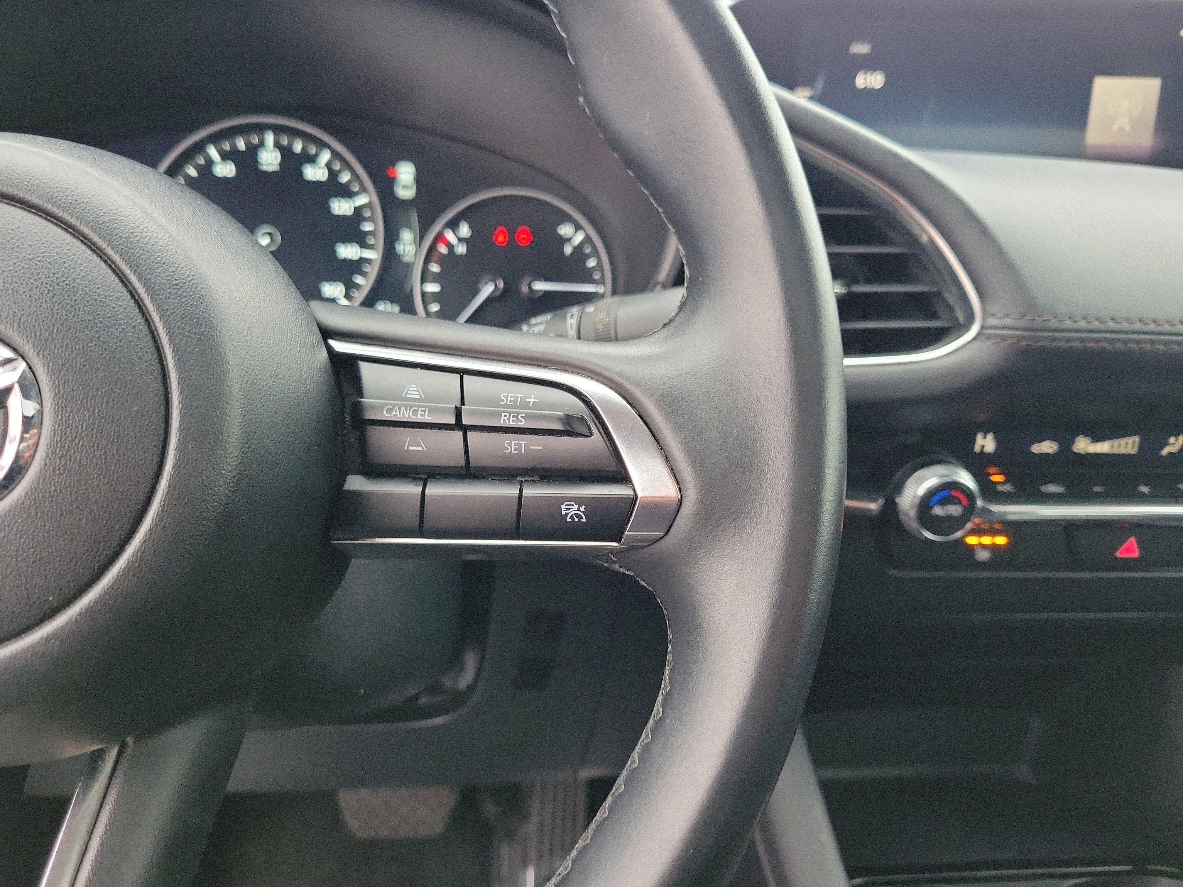 Used 2025 MAZDA MAZDA3 s image 23