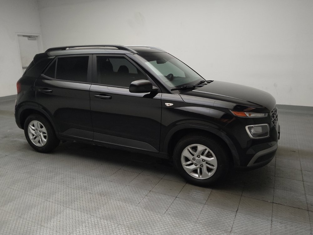 Used 2020 Hyundai Venue SEL FWD image 11