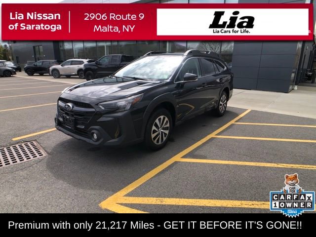 Used 2023 Subaru Outback Premium AWD/4WD image 1