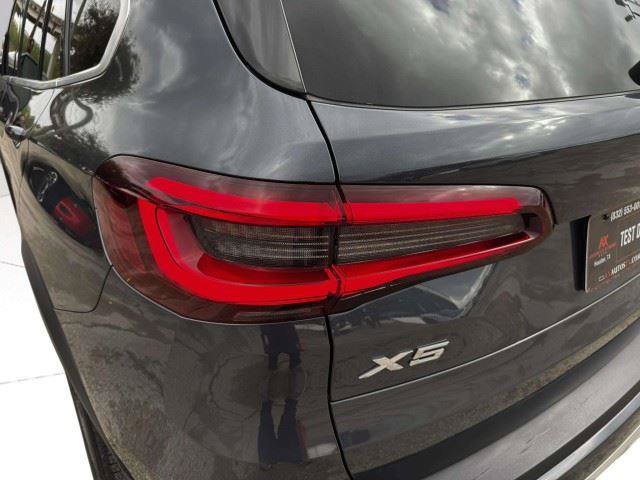 Used 2021 BMW X5 xDrive40i w/ Premium Package AWD/4WD image 16