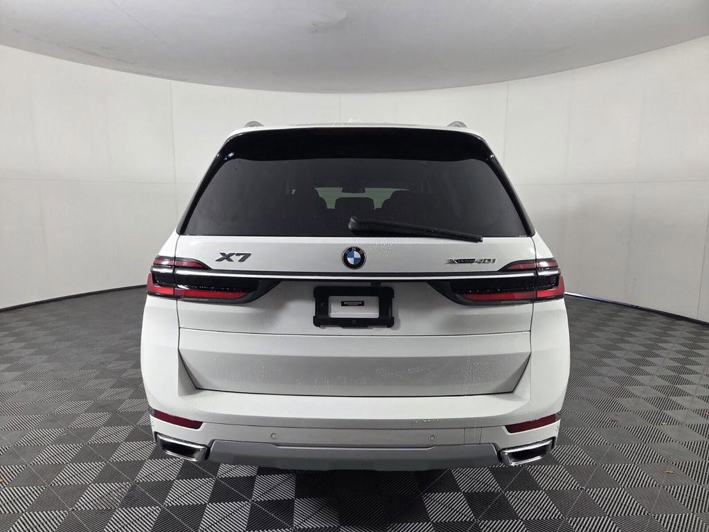 Used 2023 BMW X7 xDrive40i w/ Premium Package image 7