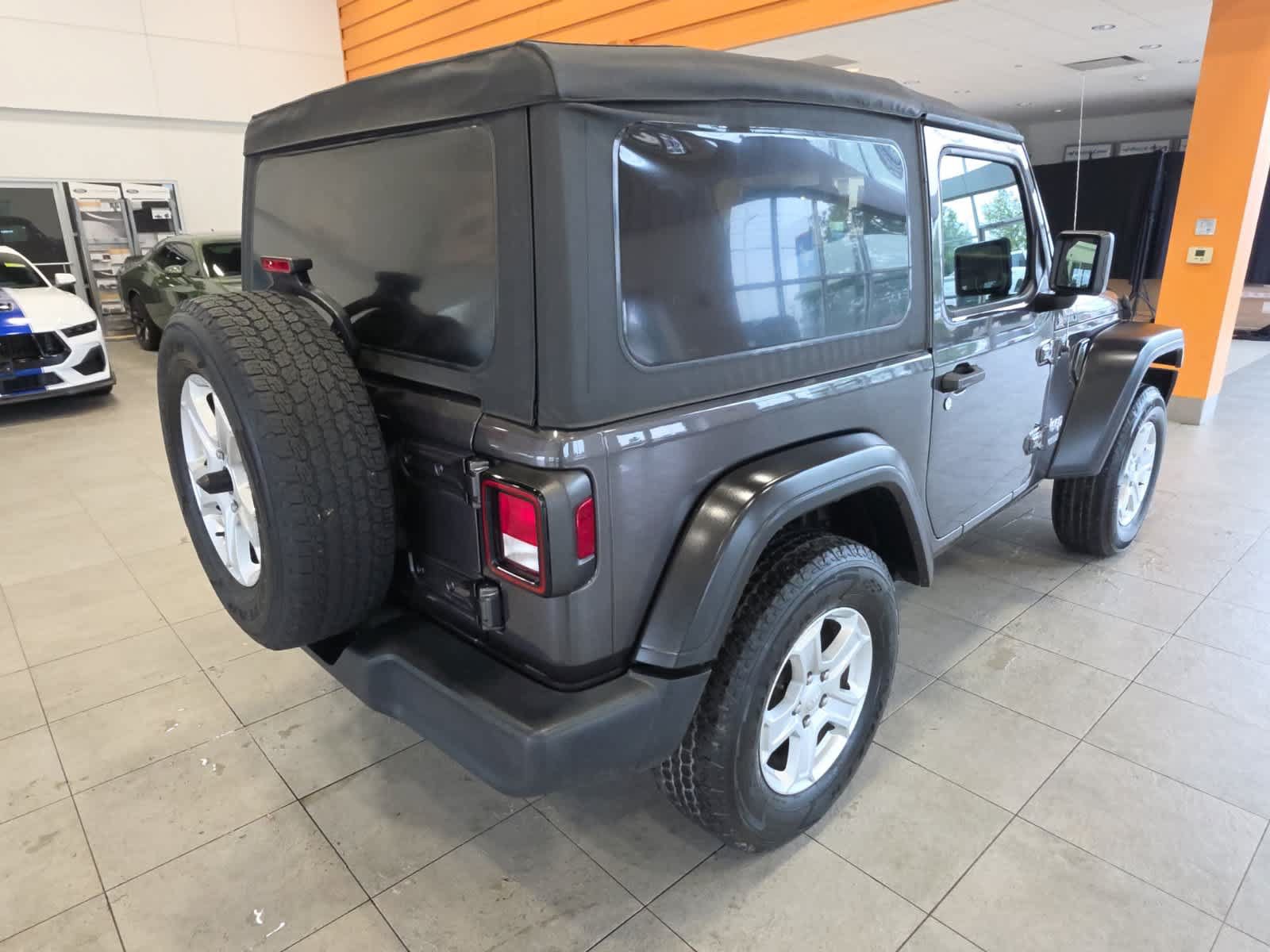 Used 2020 Jeep Wrangler Sport AWD/4WD image 7