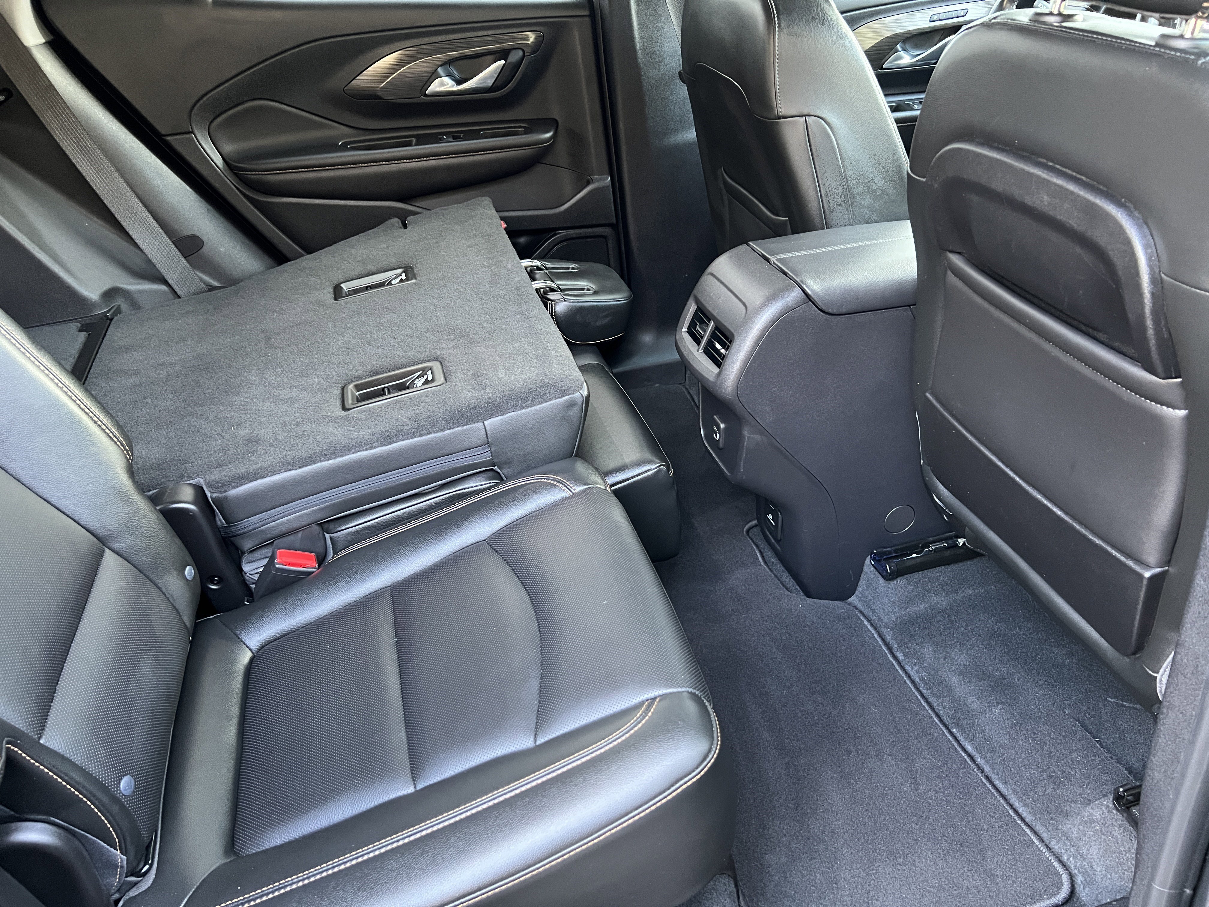 Used 2019 GMC Terrain SLT w/ Preferred Package image 19