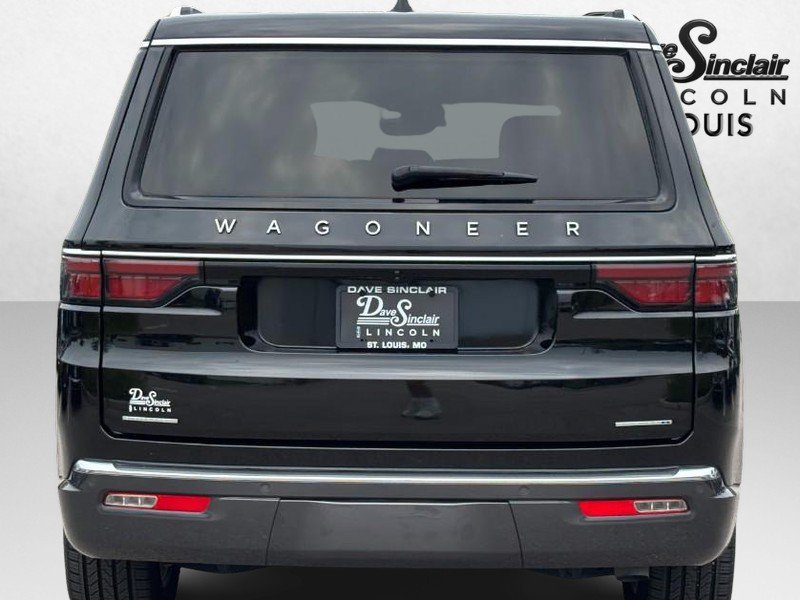 Used 2022 Jeep Wagoneer Series II w/ Flexible Seating Group AWD/4WD image 4