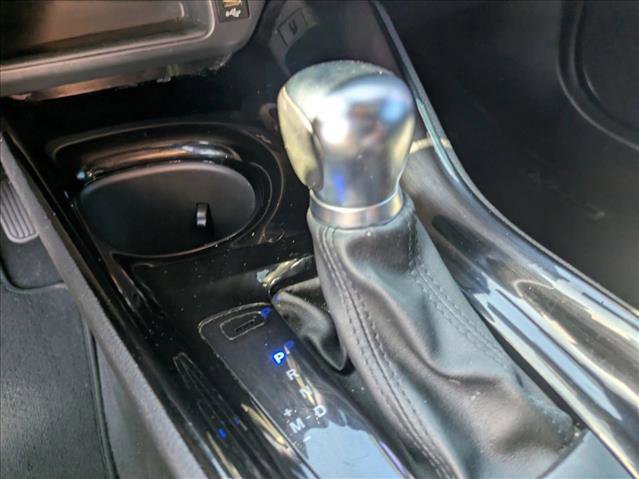 Used 2021 Toyota C-HR XLE FWD image 11