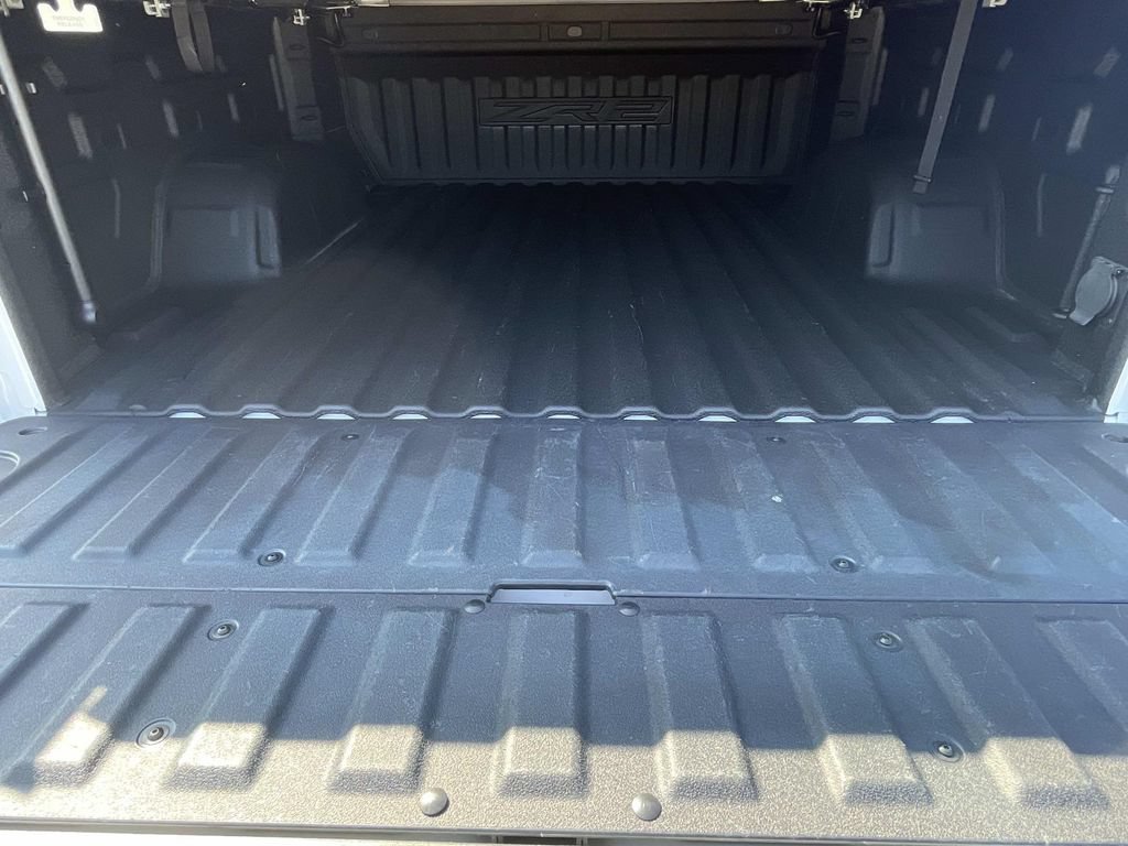 Used 2022 Chevrolet Silverado 1500 ZR2 AWD/4WD image 10