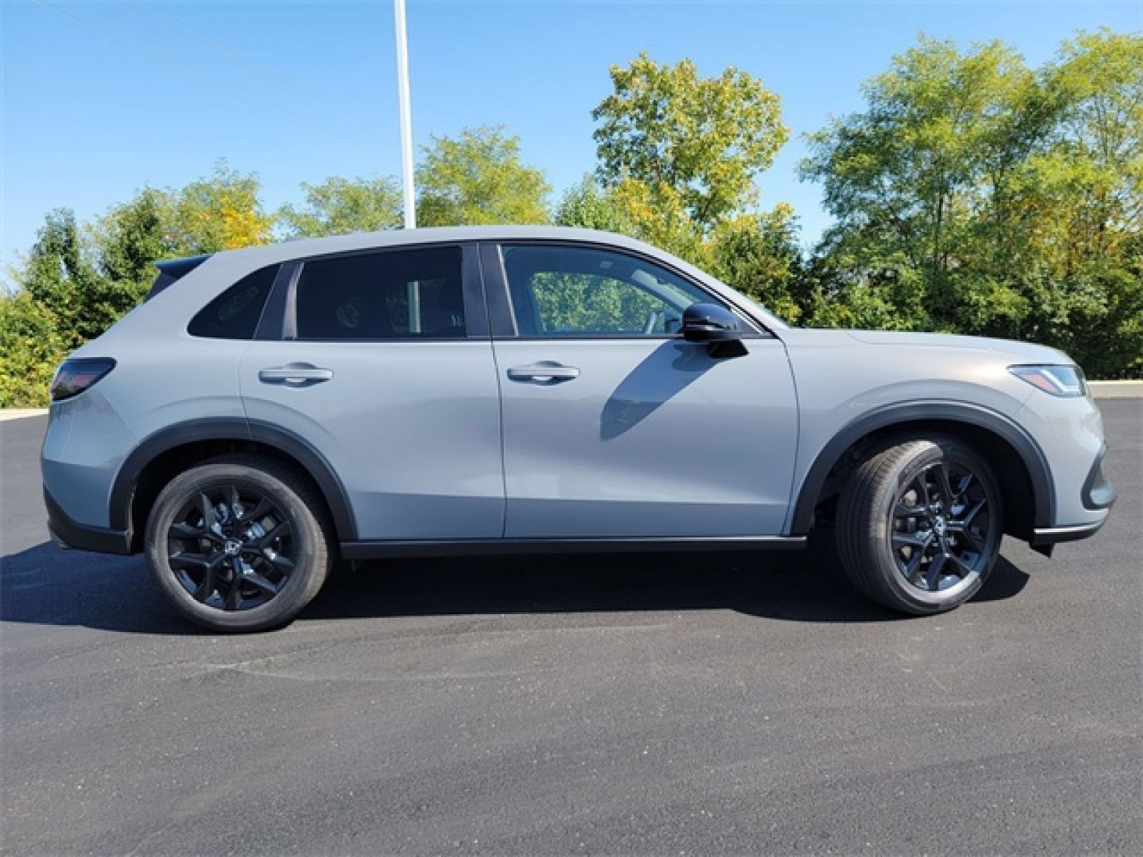 Certified 2025 Honda HR-V Sport image 4