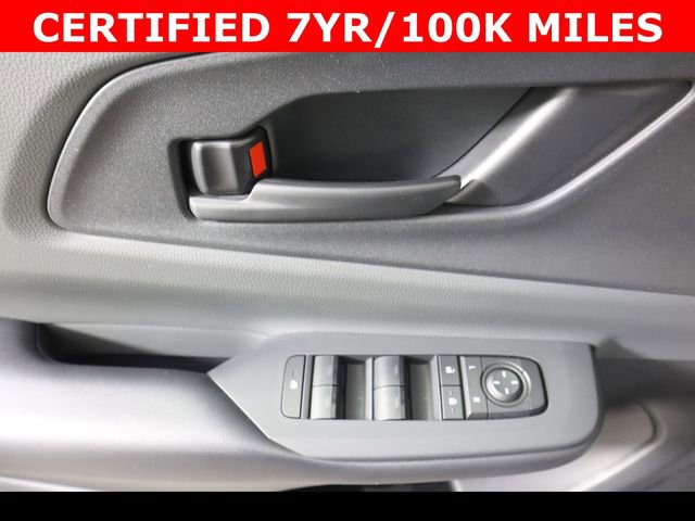 Used 2023 Toyota Prius LE image 17