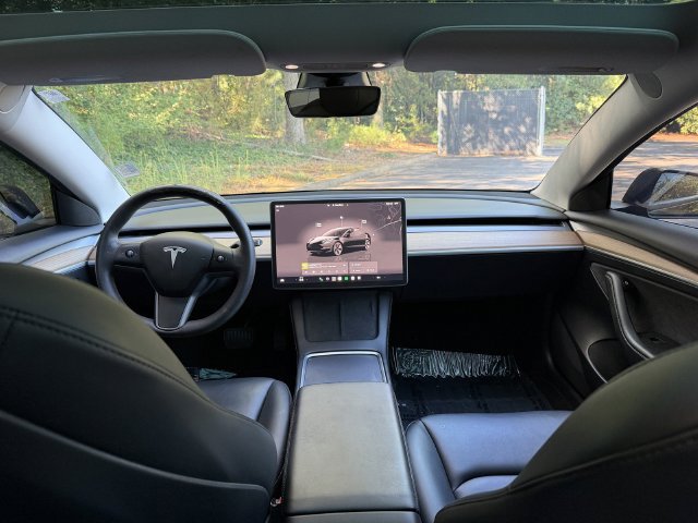 Used 2023 Tesla Model 3 Standard Range RWD image 22