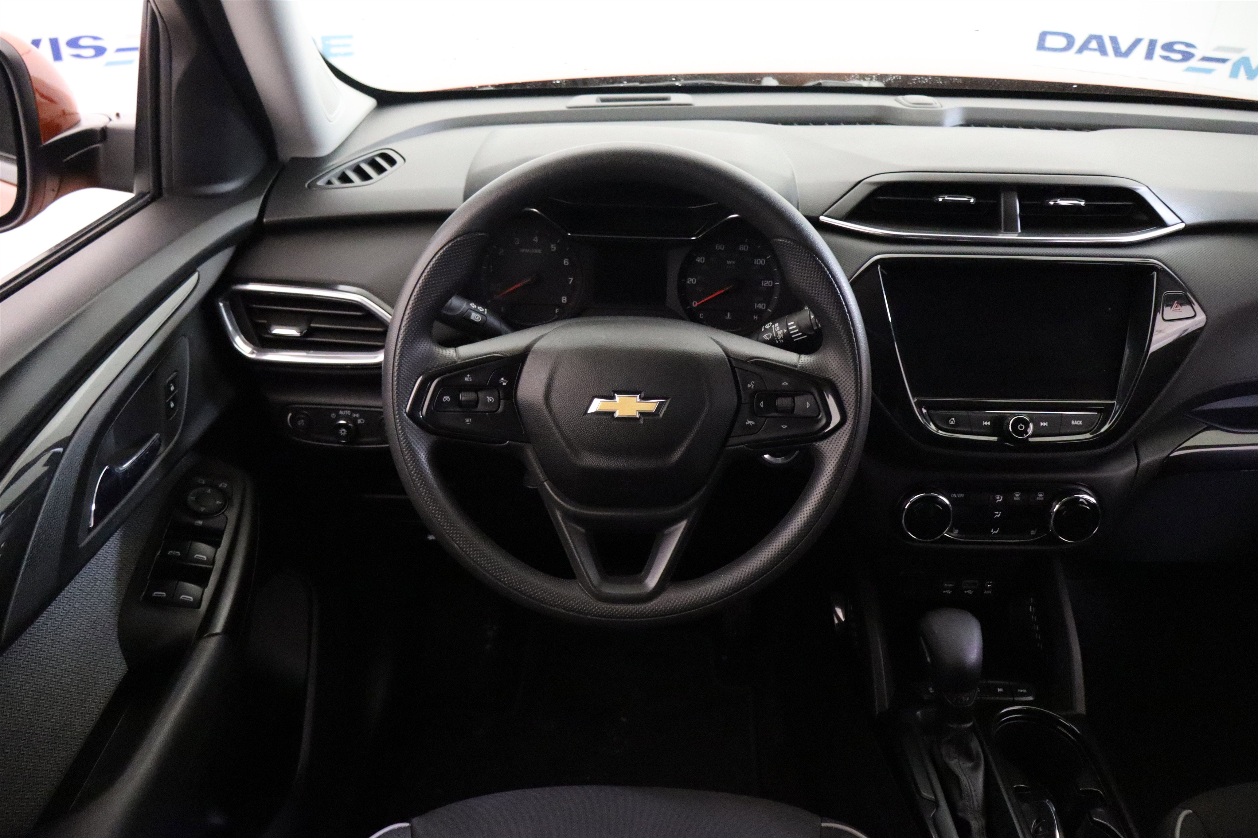 Used 2022 Chevrolet TrailBlazer LT w/ Convenience Package image 17