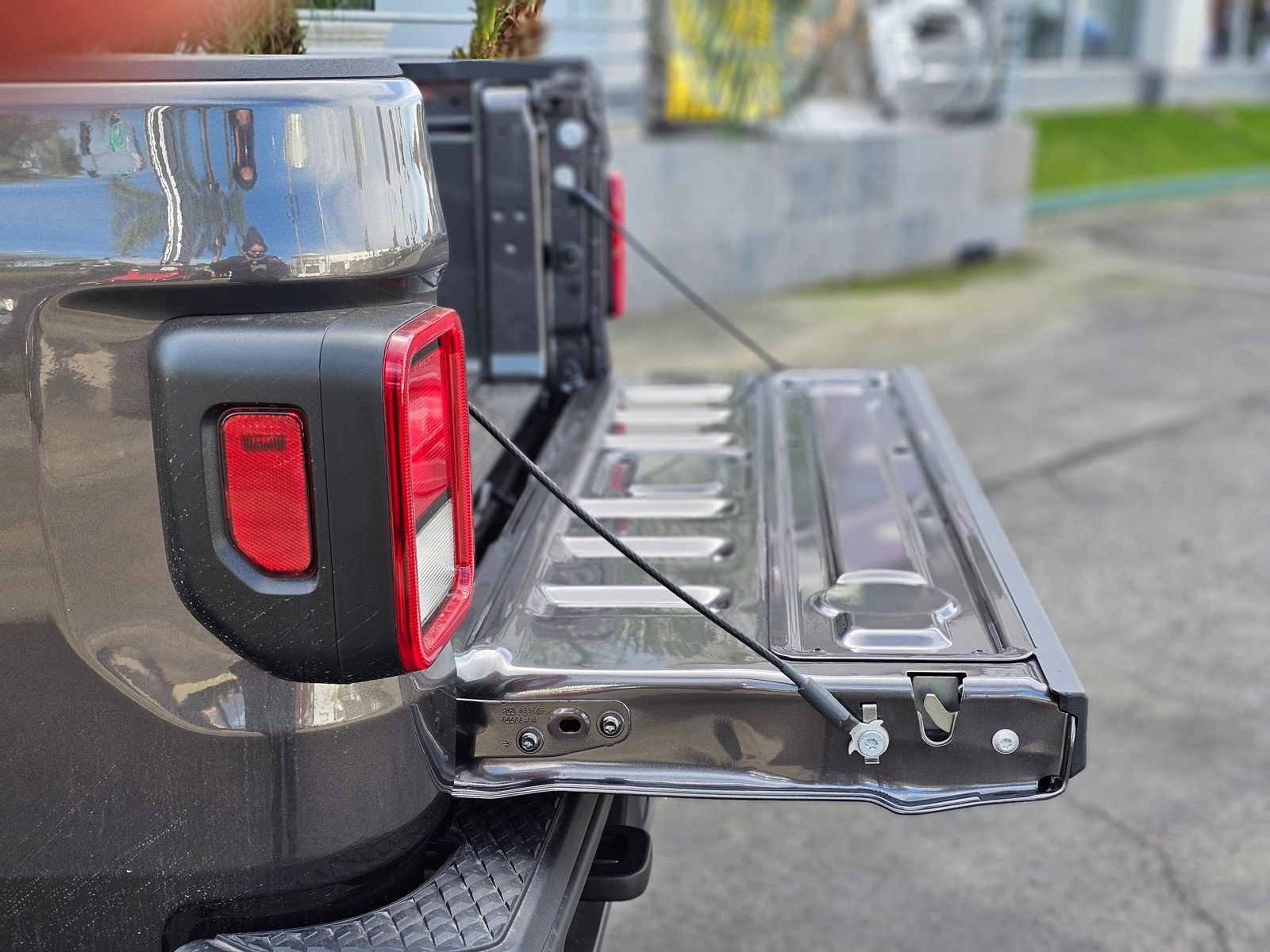 New 2026 Jeep Gladiator Sahara image 8