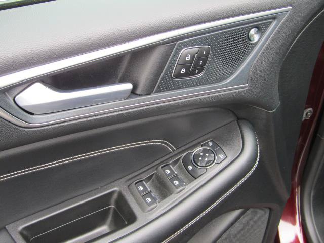 Used 2024 Ford Edge Titanium w/ Equipment Group 301A AWD/4WD image 17