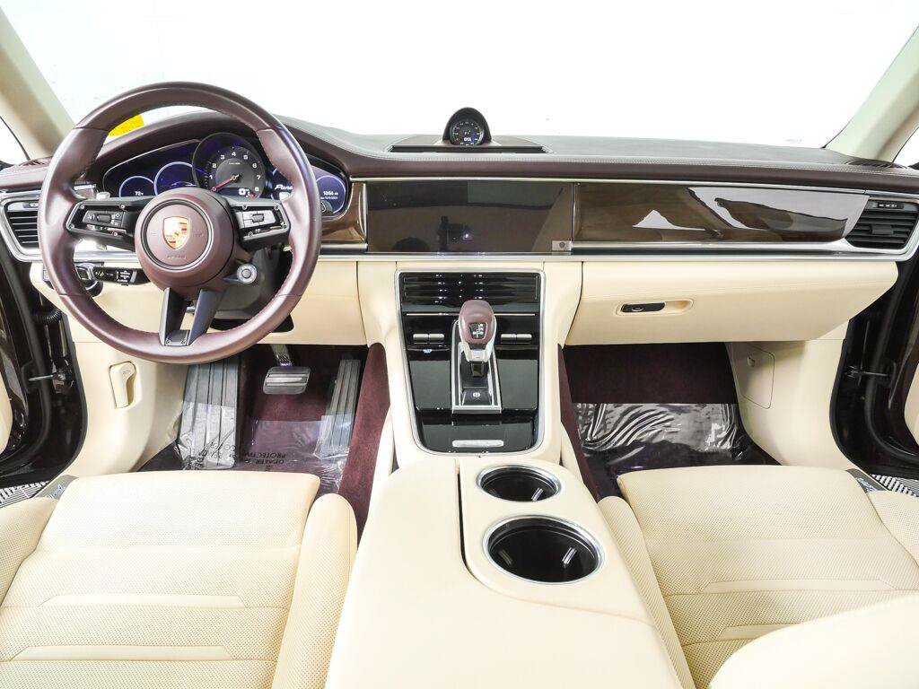 Used 2023 Porsche Panamera 4 AWD/4WD image 20
