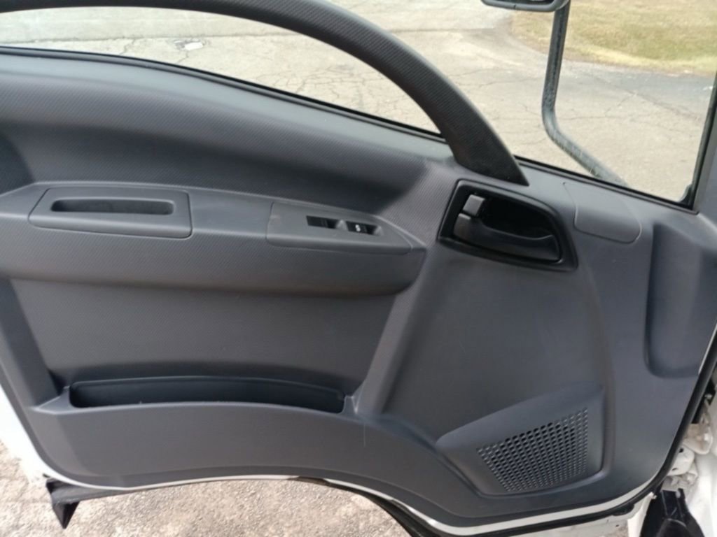 Used 2023 Chevrolet Low Cab Forward 5500XD image 6