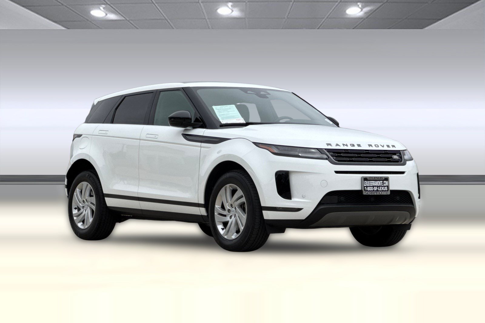 Used 2024 Land Rover Range Rover Evoque S AWD/4WD image 6