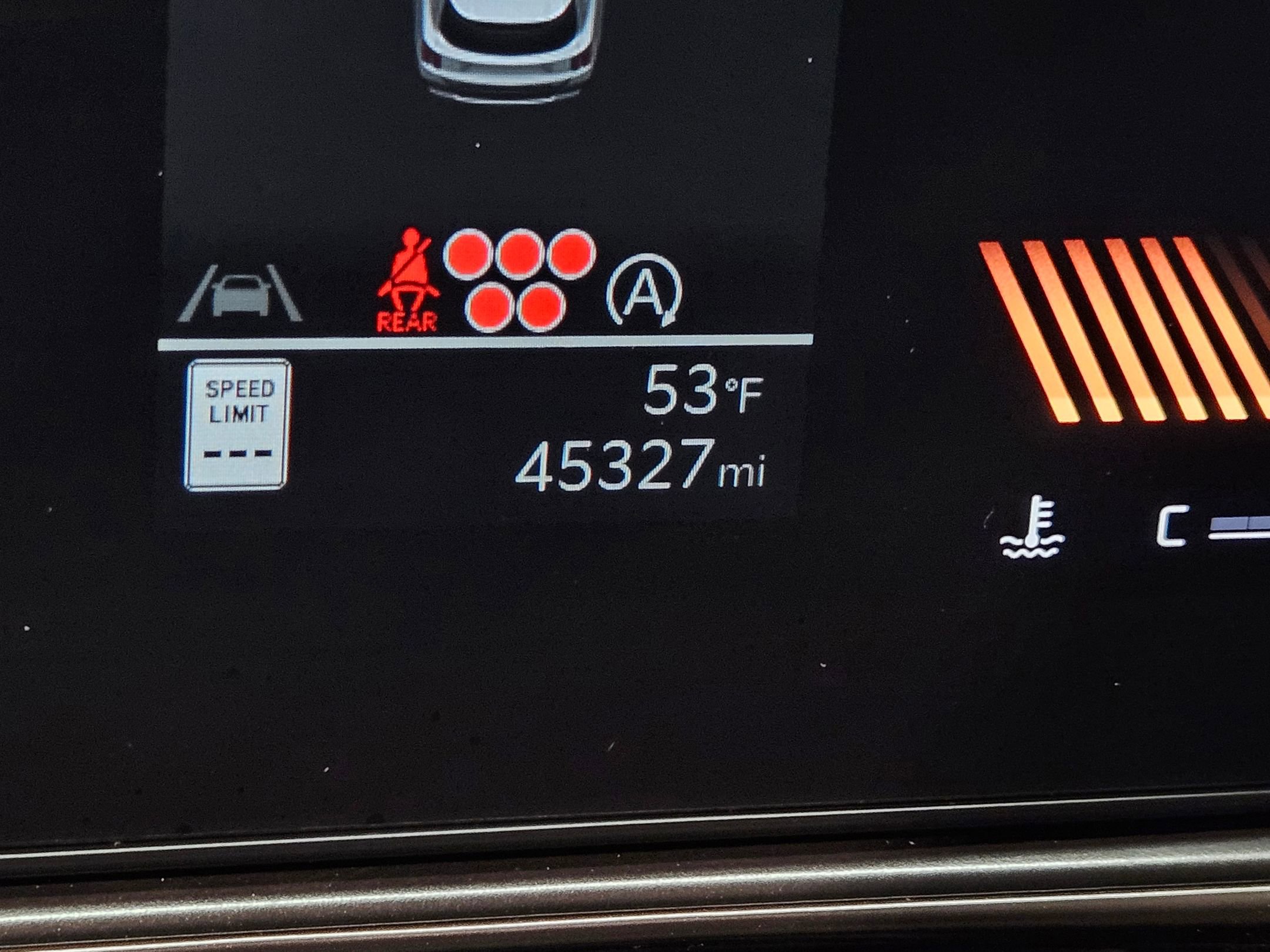 Used 2024 Kia Sorento LX image 28