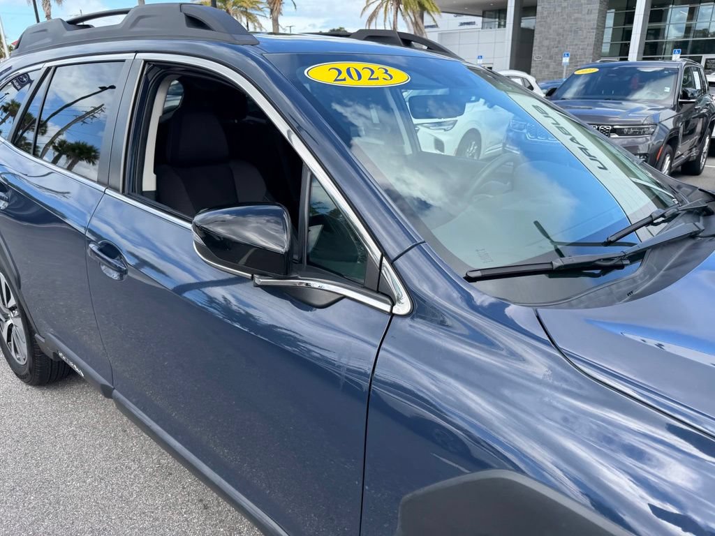 Used 2023 Subaru Outback Premium AWD/4WD image 14
