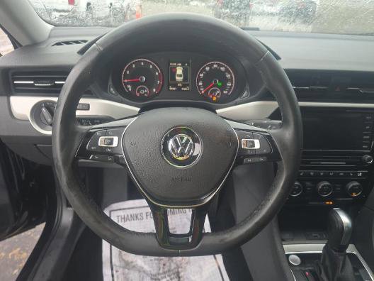 Used 2021 Volkswagen Passat 2.0T SE FWD image 7