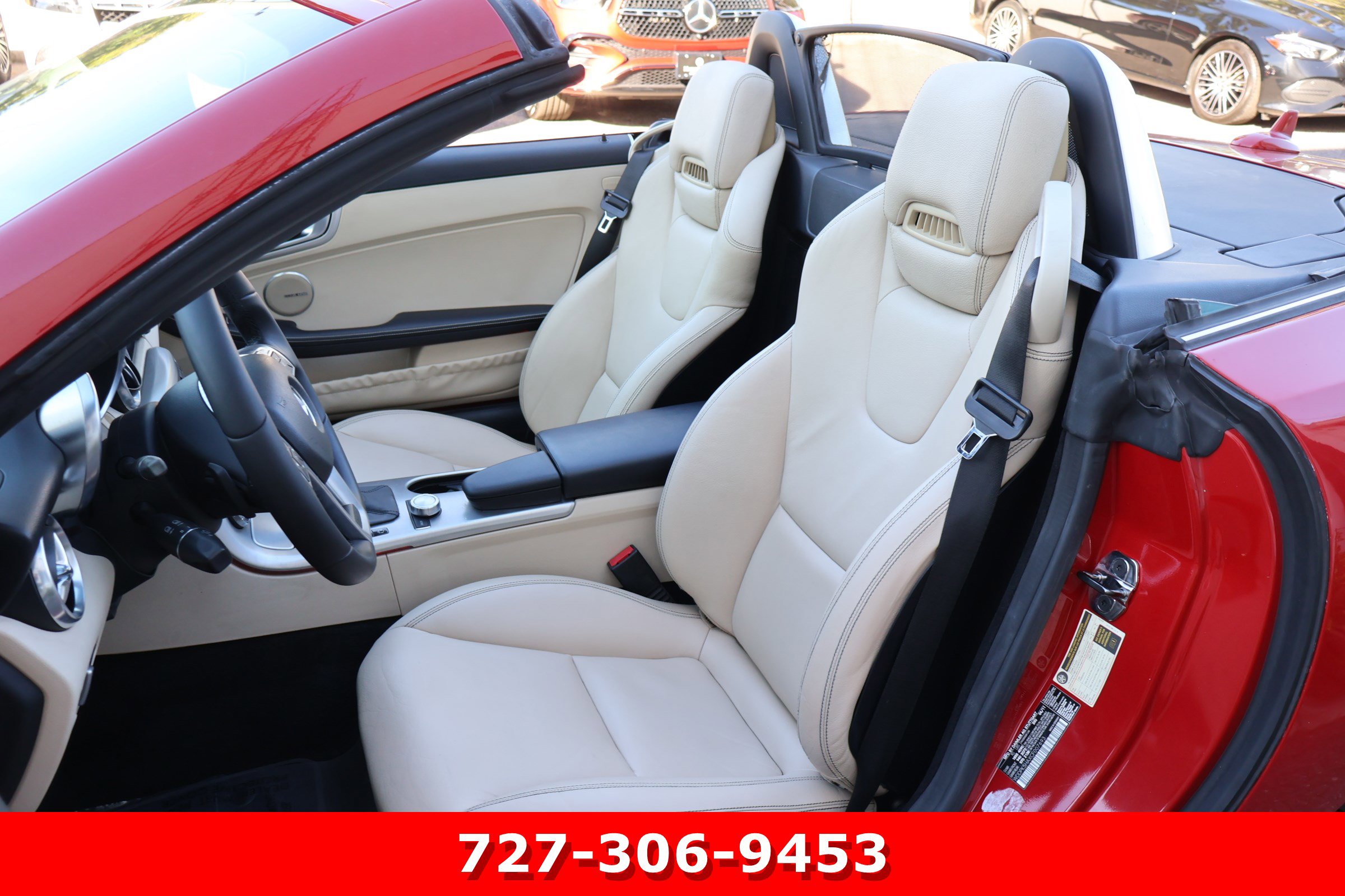 Used 2012 Mercedes-Benz SLK 350 image 2