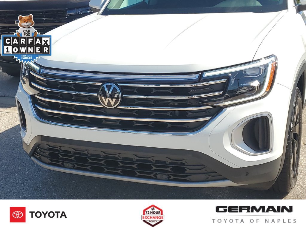 Used 2025 Volkswagen Atlas SE w/ Black Wheel Package FWD image 15